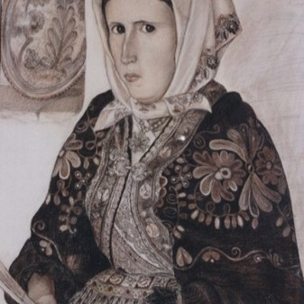 Mujer con plato y abanico Museo Marcial Moreno Pascual Lagartera