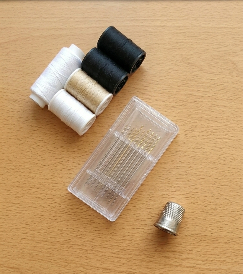 Kit de costura básico Museo Marcial Moreno Pascual Lagartera